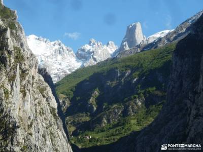 Ruta Cares-Picos de Europa; cascada de mazobre viajes a medida parque natural del estrecho ocejon